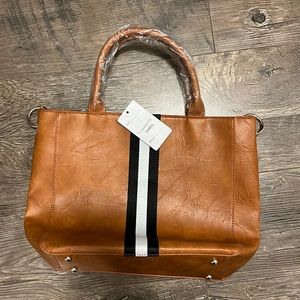 Social Threads The Motherchic Medium Bag NWT